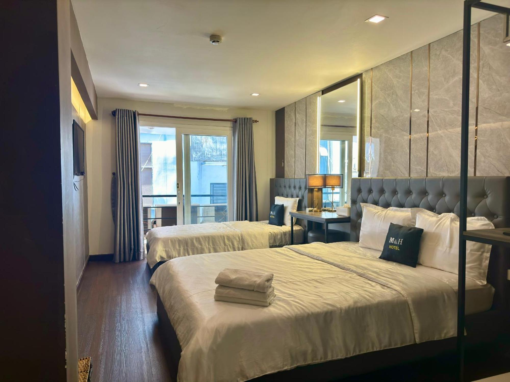 M&H Hotel Ho Şi Min Dış mekan fotoğraf