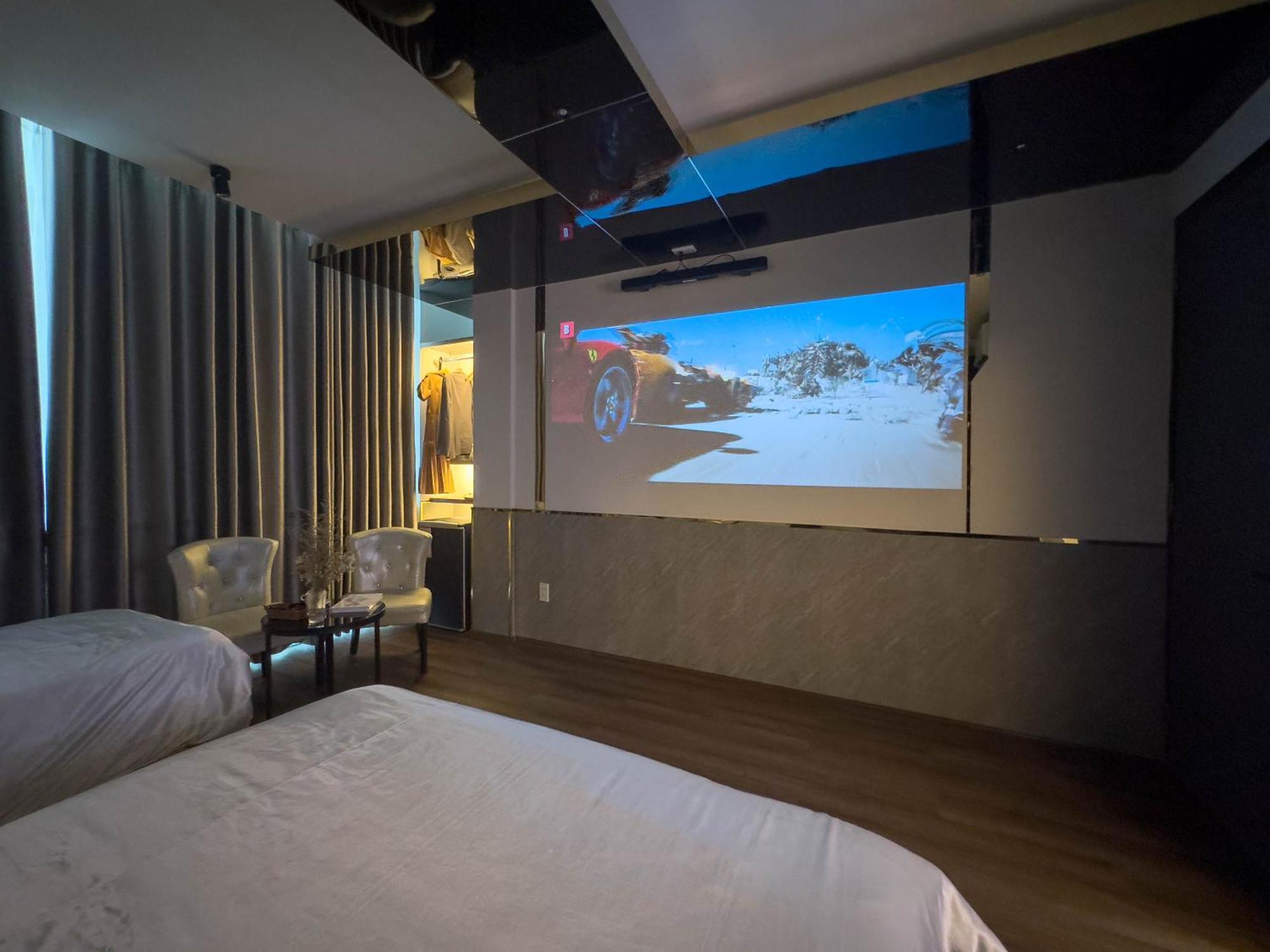 M&H Hotel Ho Şi Min Dış mekan fotoğraf