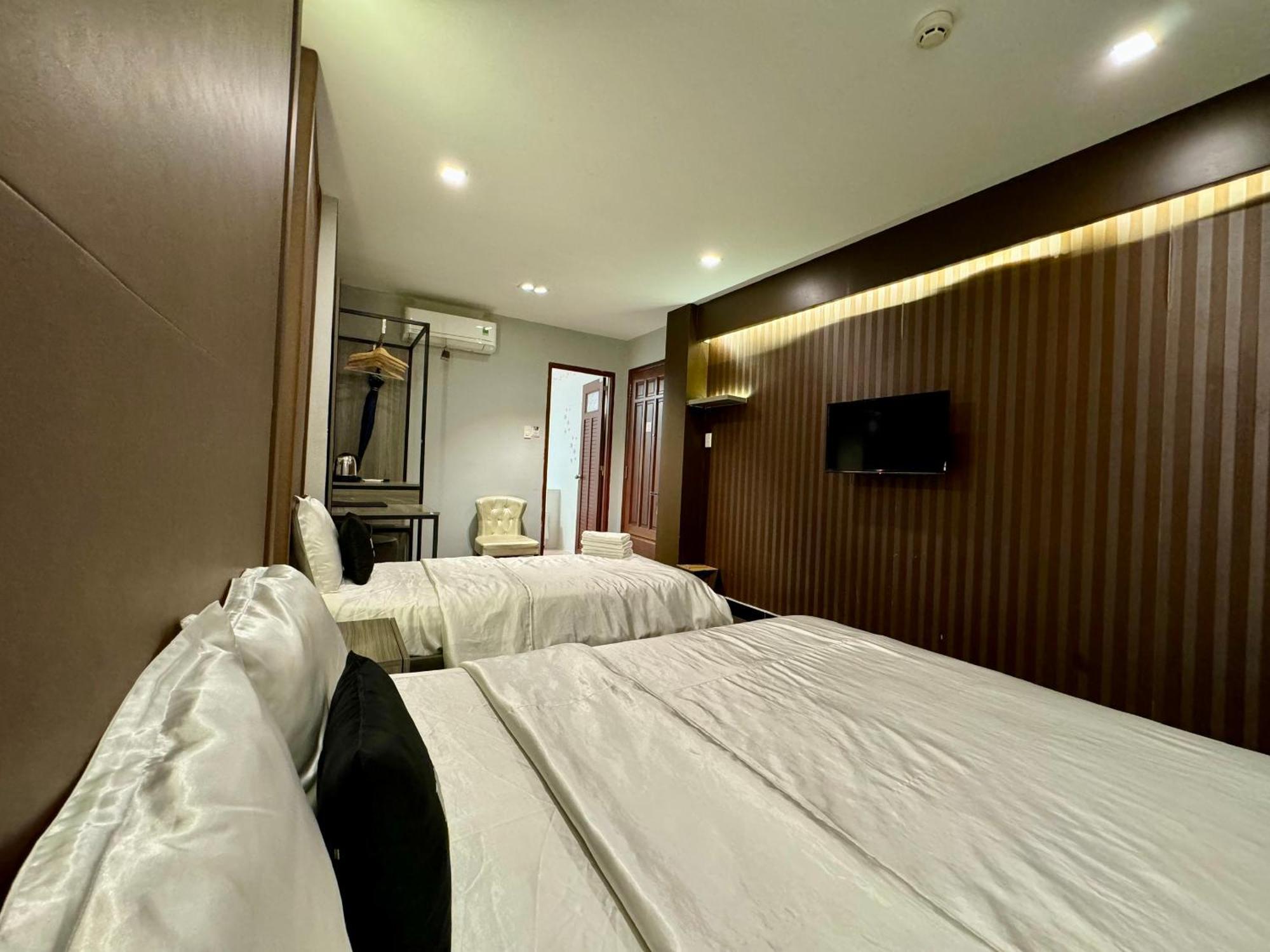 M&H Hotel Ho Şi Min Dış mekan fotoğraf