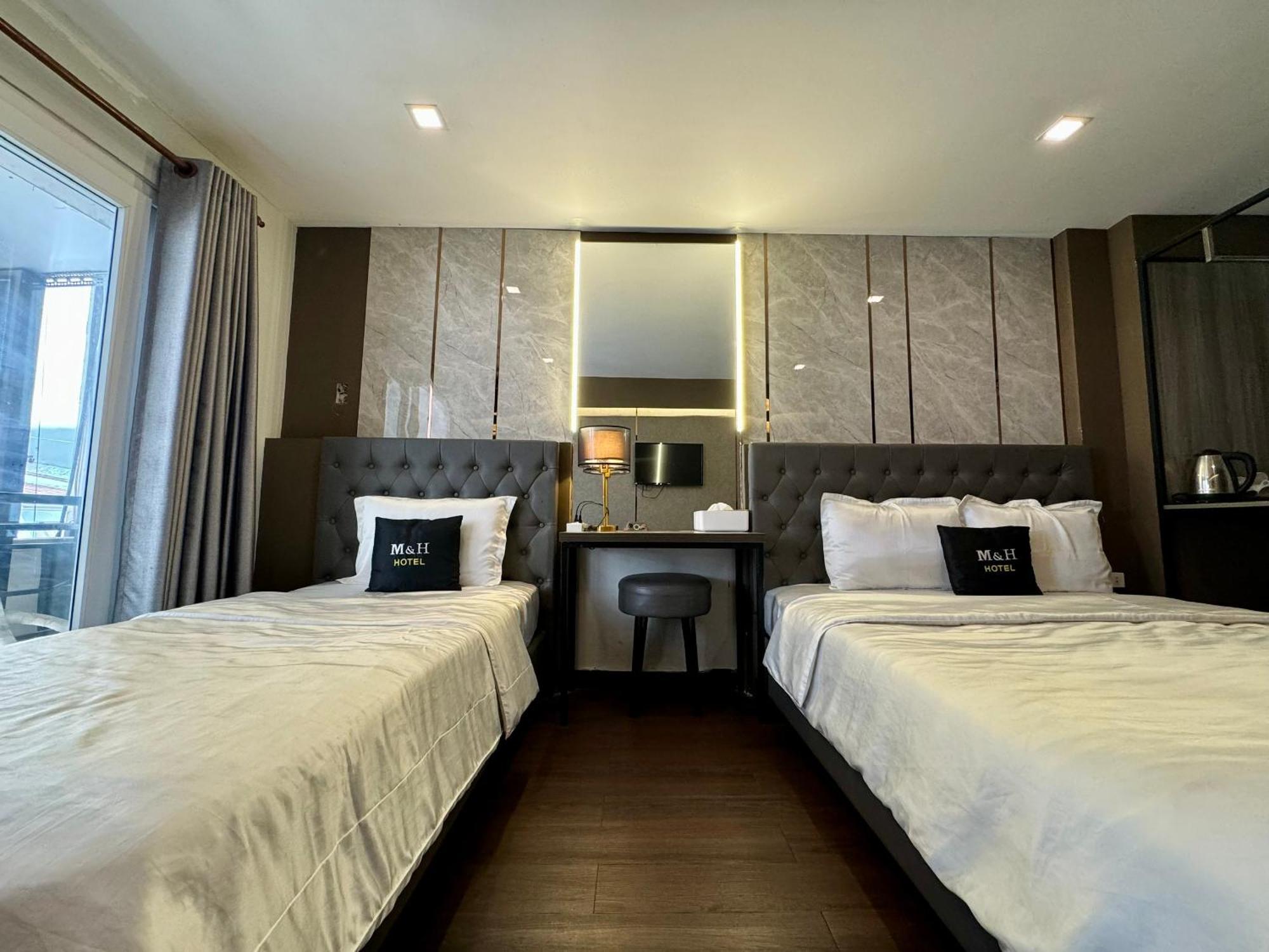 M&H Hotel Ho Şi Min Dış mekan fotoğraf