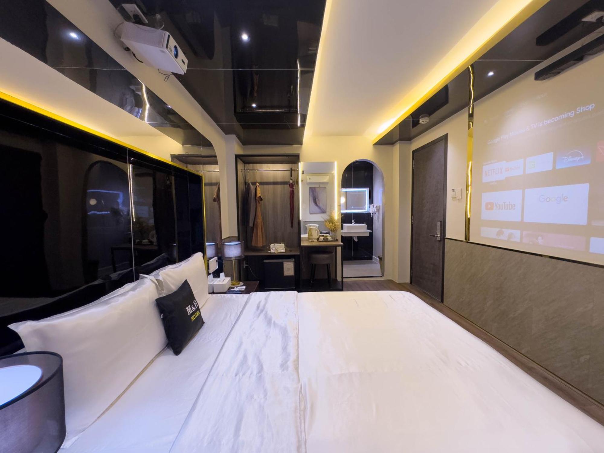 M&H Hotel Ho Şi Min Dış mekan fotoğraf