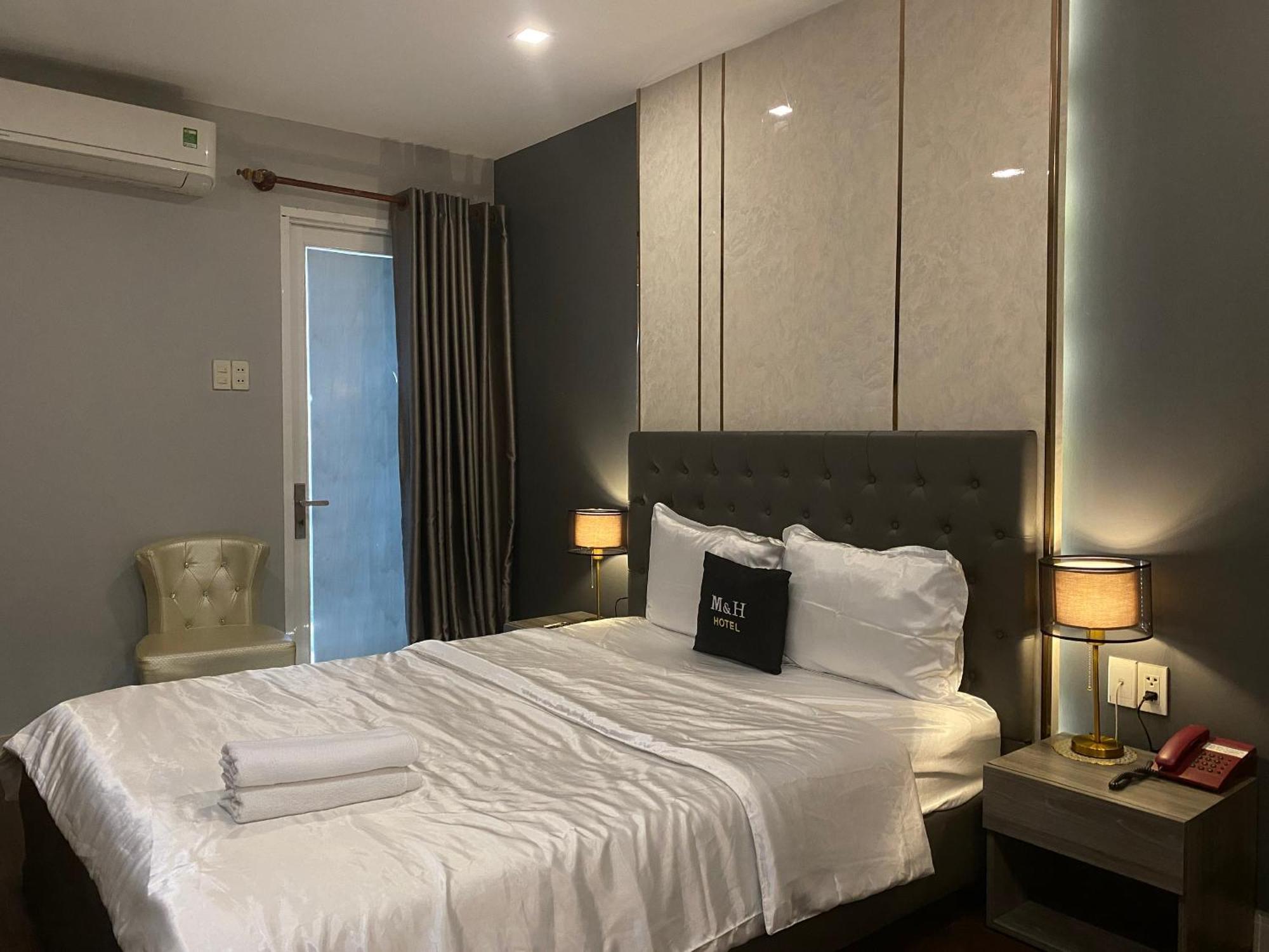 M&H Hotel Ho Şi Min Dış mekan fotoğraf