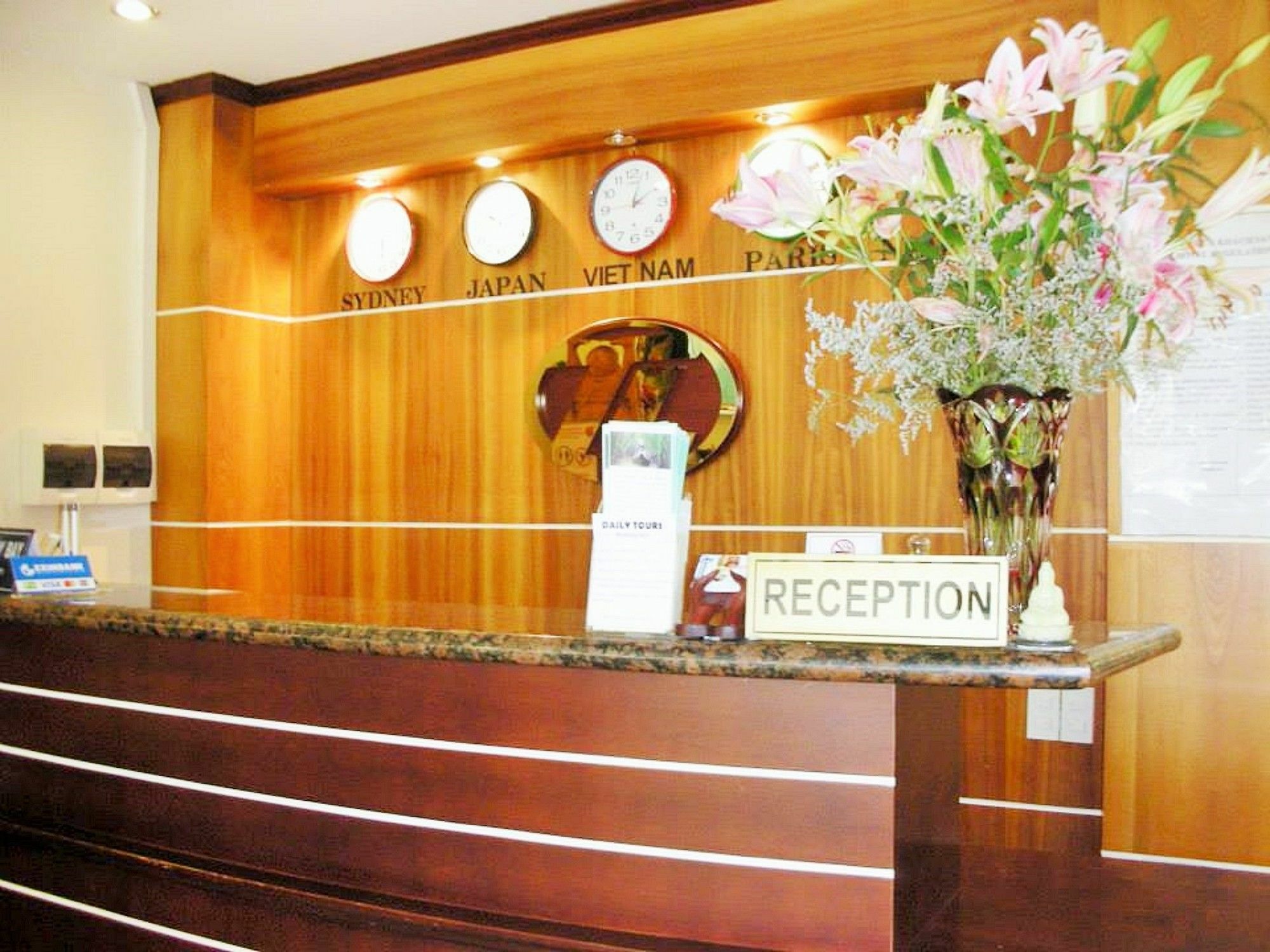 M&H Hotel Ho Şi Min Dış mekan fotoğraf