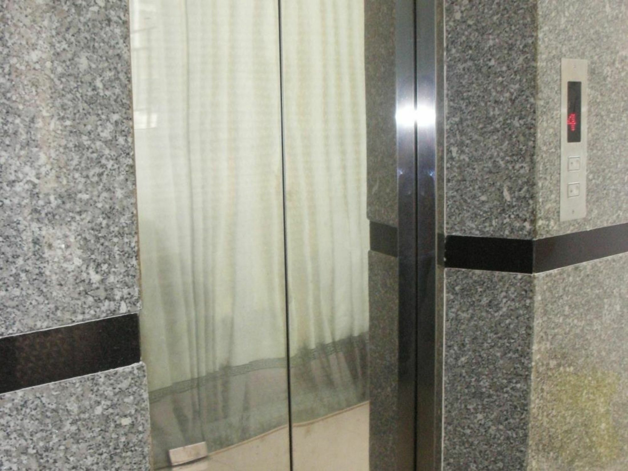 M&H Hotel Ho Şi Min Dış mekan fotoğraf